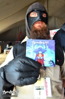Faites comme POLAR MAN et procurez-vous le nouvel album de MONDE À PART!